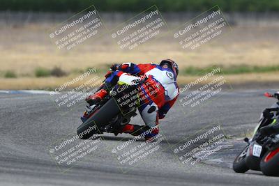 media/May-03-2025-CRA (Sat) [[22b18d099a]]/Races/Race 1/
